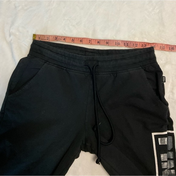 Vintage PINK Victoria Secret Black and Gold 'Eighty Six' Top and Pants S… - Picture 12 of 13